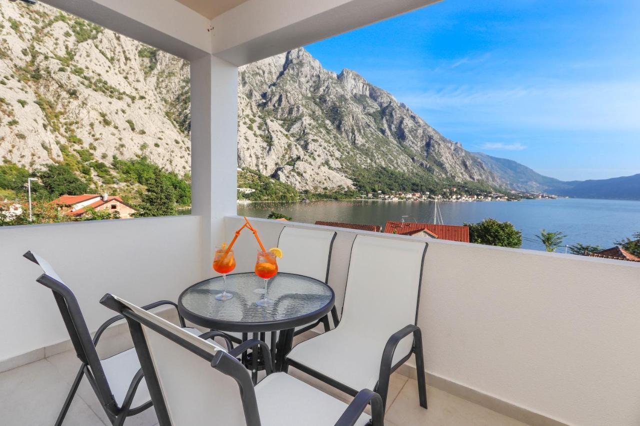 Sea Star Luxury Apartment 科托尔 外观 照片